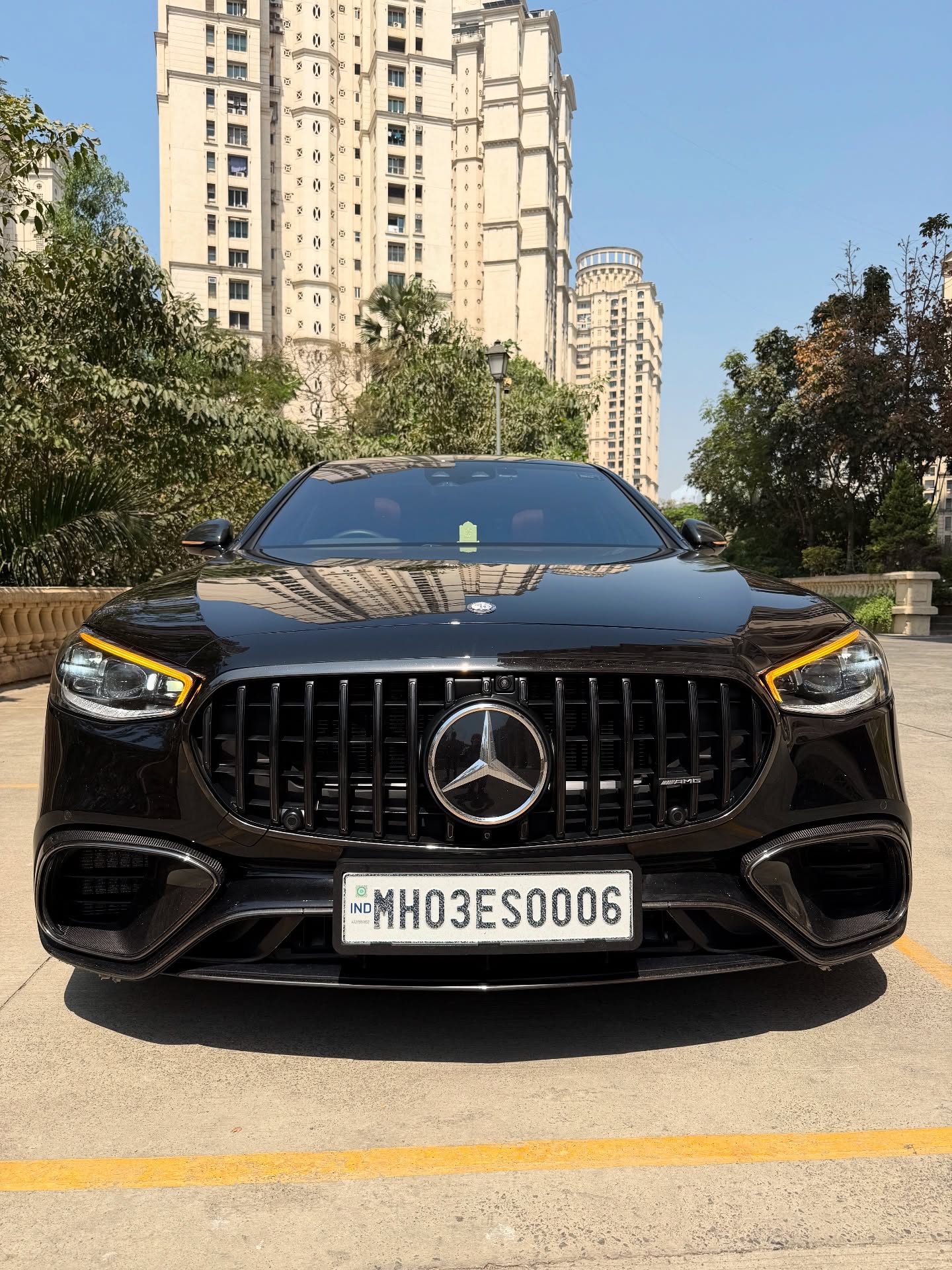 Mercedes-AMG S 63 V8 Biturbo E Performance 2025 - Built for Kings, Tuned for the Track.